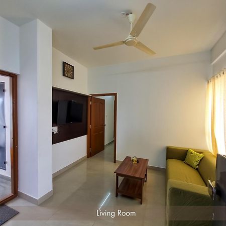 Staymazing-1,2 & 3 Bhk Ac Apartments In Hebbal-5Mins To Manyata-30Mins To Airport Бангалор Екстериор снимка